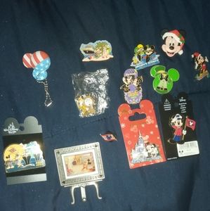 Lot of Disney Pins!!
